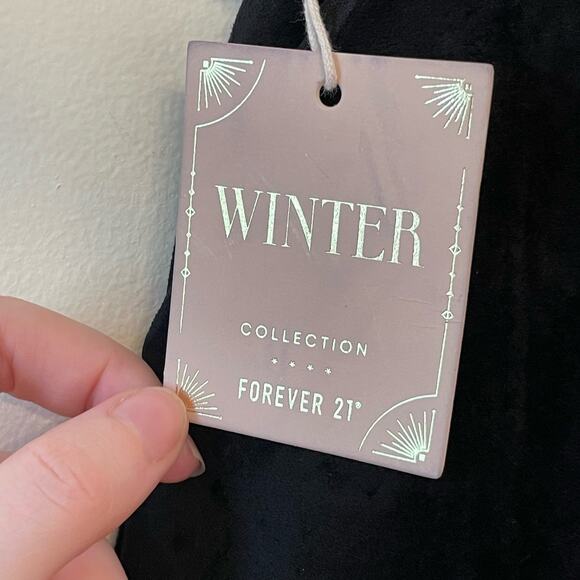 NWT Forever 21 Winter Collection M black mini skirt western suede feel pockets - Picture 4 of 8